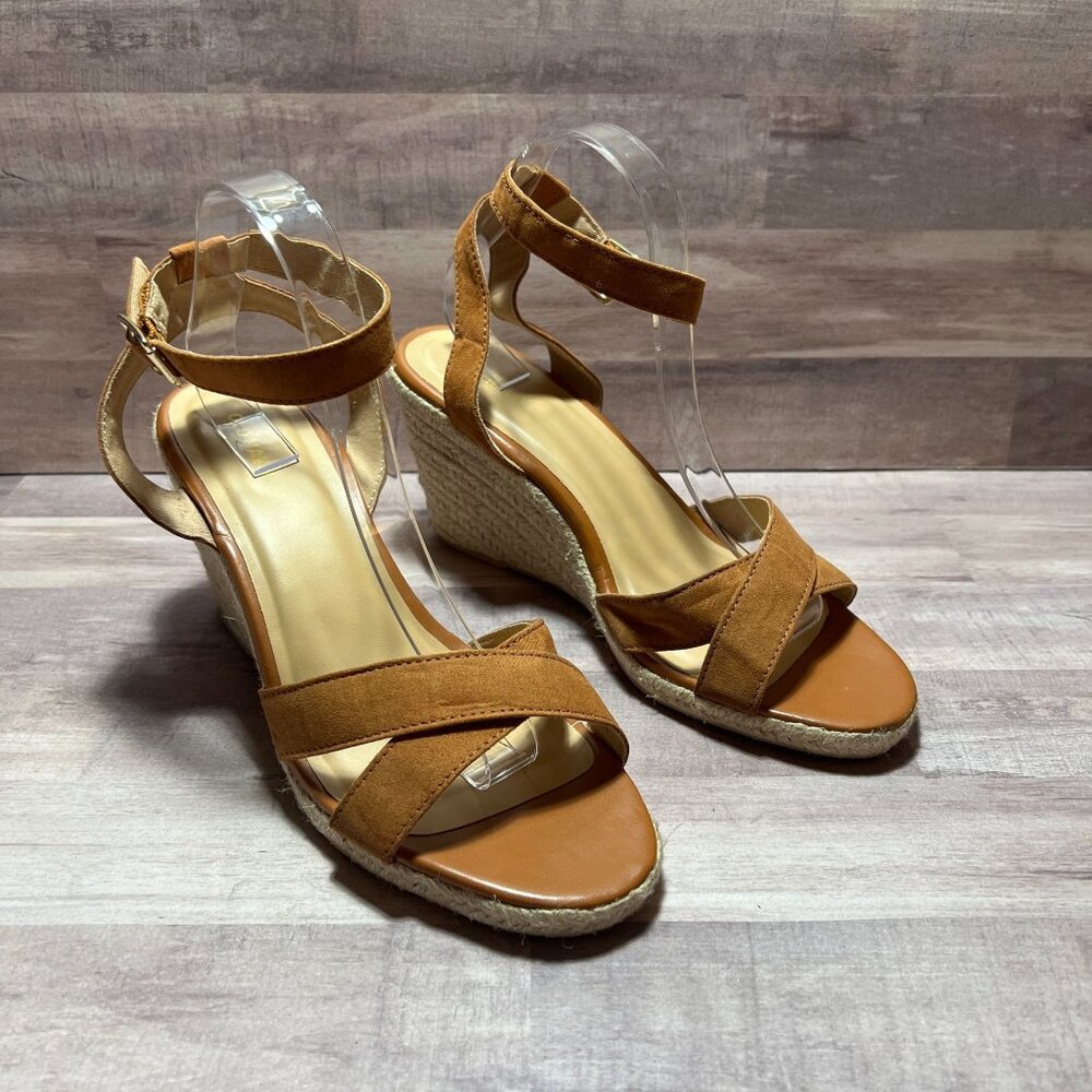 Old Navy Womens Cognac Cross Strap Wedge Sandals Size 11 Espadrille Heel